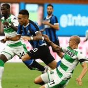  那不勒斯防线失误频出主场惨遭萨索洛逼平  